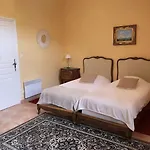 Du Chateau De 3* Quinéville