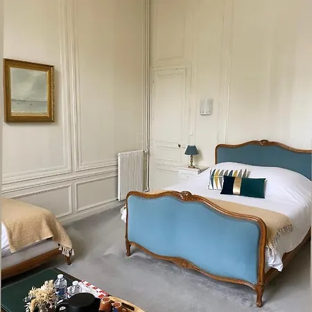 Hotel Le Château De Quinéville