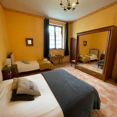 Du Chateau De 3* Quinéville