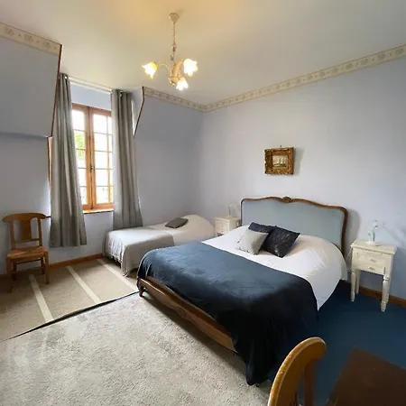 Du Chateau De Quinéville