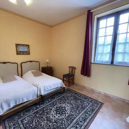 Le Chateau De Quineville Szálloda